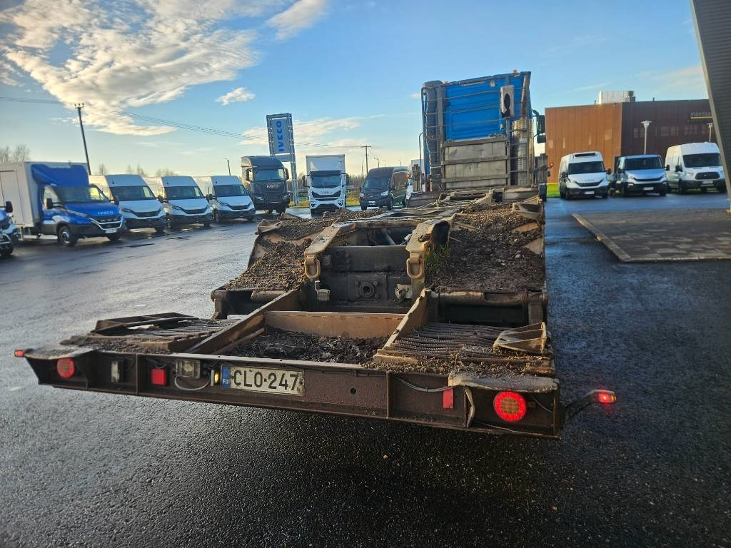 Volvo FH12 8x4 - Samochód do drewna: zdjęcie 4 Volvo FH12 8x4 - Samochód do drewna: zdjęcie 4