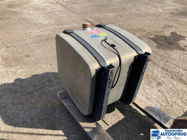 Scania Brandstof tank P/N: 1517304 / 1871188 - Zbiornik paliwa do Samochodów ciężarowych: zdjęcie 2 Scania Brandstof tank P/N: 1517304 / 1871188 - Zbiornik paliwa do Samochodów ciężarowych: zdjęcie 2