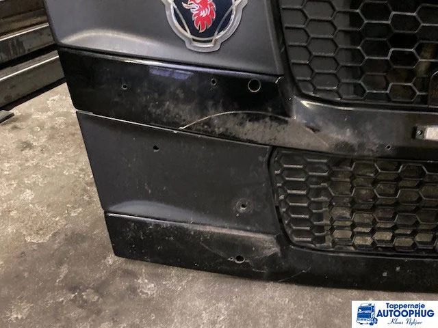 Scania R Front grille panel - Nadwozie i zewnętrzne elementy do Samochodów ciężarowych: zdjęcie 3 Scania R Front grille panel - Nadwozie i zewnętrzne elementy do Samochodów ciężarowych: zdjęcie 3