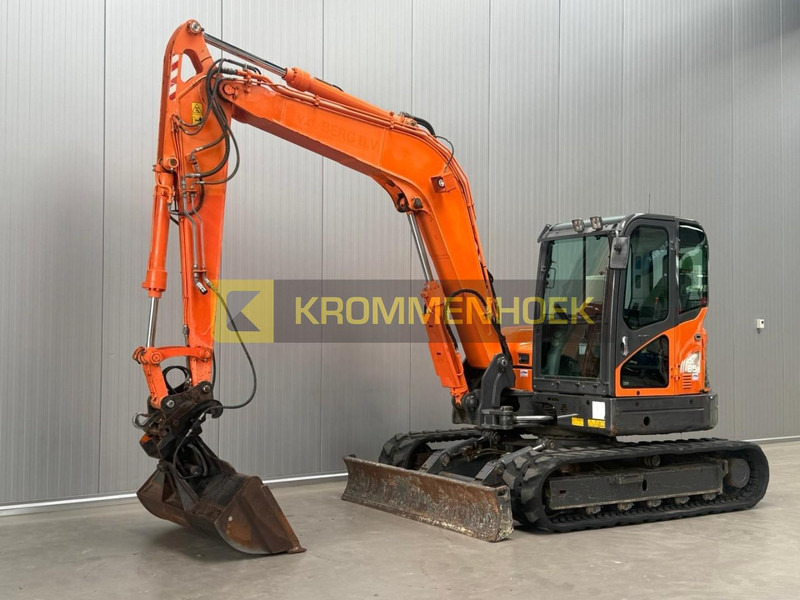 Doosan DX 85R-3 - Minikoparka: zdjęcie 2 Doosan DX 85R-3 - Minikoparka: zdjęcie 2