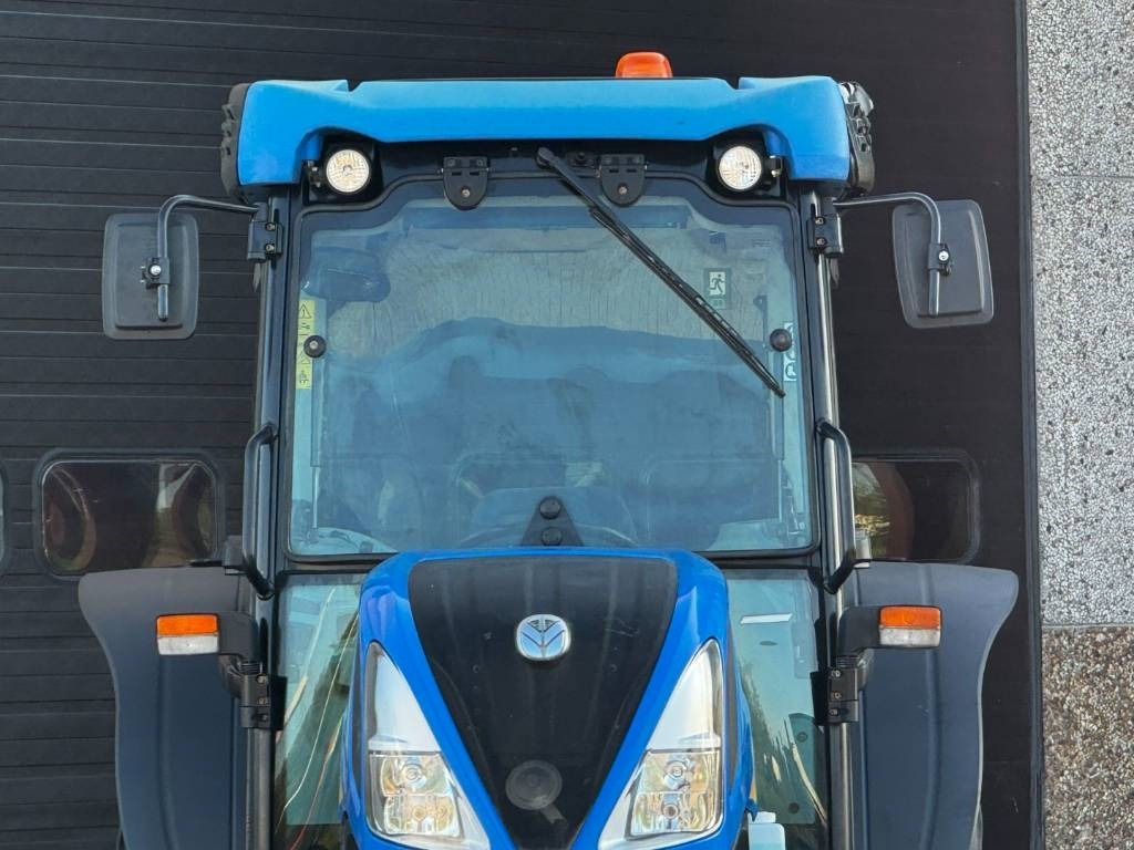 New Holland T4.100 DC, Low Profile, 2019, 3013 hours!! - Ciągnik rolniczy: zdjęcie 5 New Holland T4.100 DC, Low Profile, 2019, 3013 hours!! - Ciągnik rolniczy: zdjęcie 5