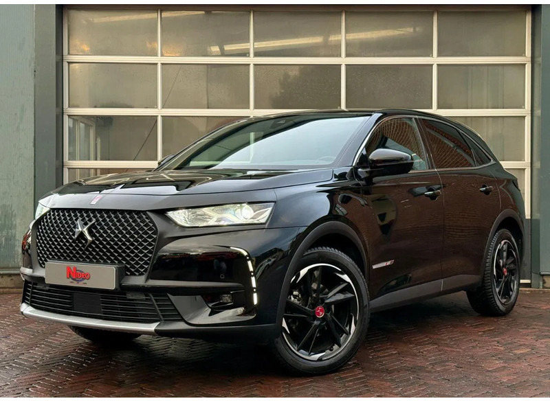 DS Ds 7 Crossback DS Performance Line NL Auto 360 Cam Xenon Led Groot Navi Leder/ Alcantara Cruise Lmv Veel Opties! - SUV: zdjęcie 2 DS Ds 7 Crossback DS Performance Line NL Auto 360 Cam Xenon Led Groot Navi Leder/ Alcantara Cruise Lmv Veel Opties! - SUV: zdjęcie 2