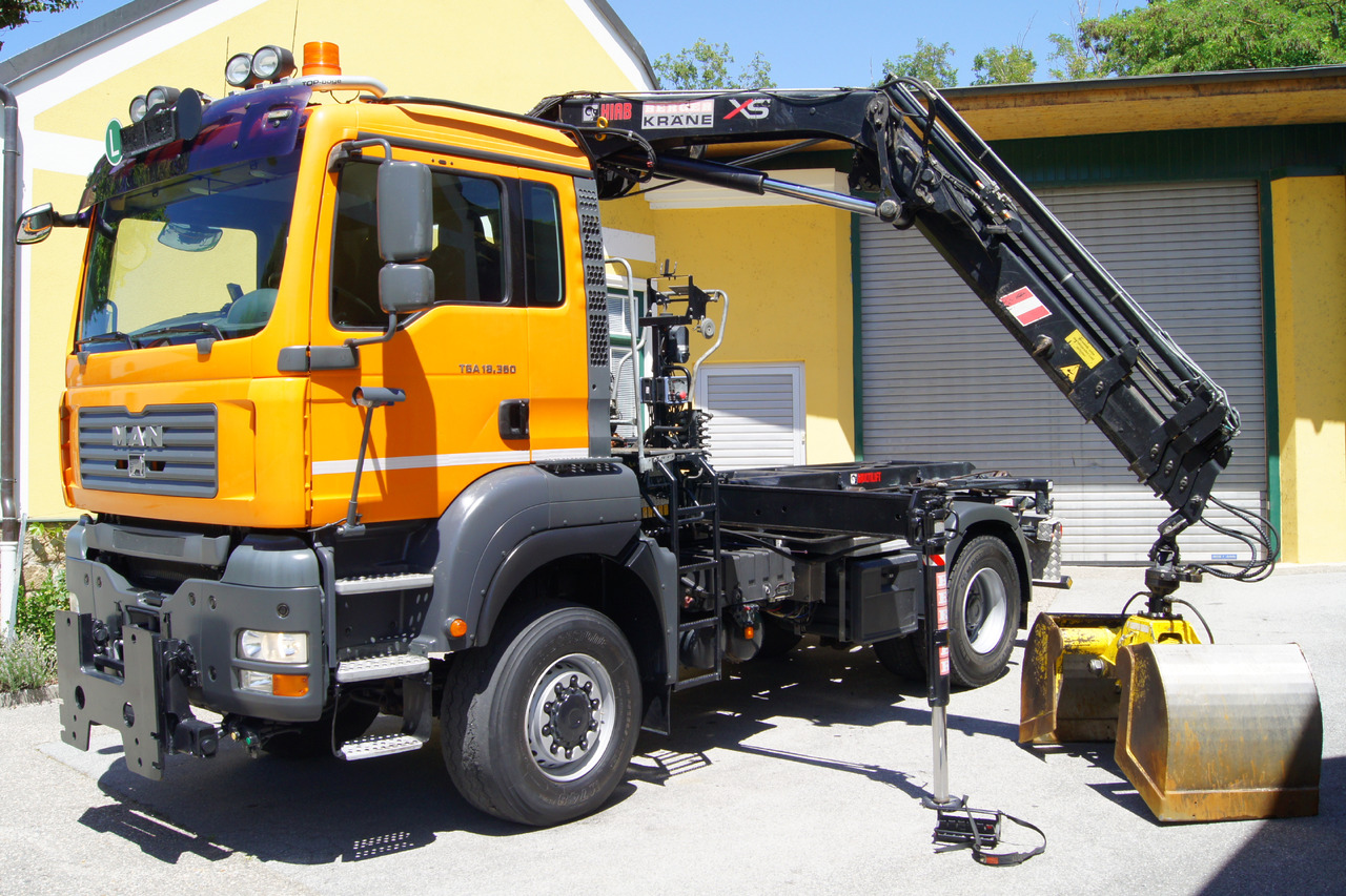 MAN TGA 18.360 BL 4x4/Euro4/TÜV/HIAB 111 korbfähig/MULTILIFT/Winterdienst - Wywrotka, Samochod ciężarowy z HDS: zdjęcie 2 MAN TGA 18.360 BL 4x4/Euro4/TÜV/HIAB 111 korbfähig/MULTILIFT/Winterdienst - Wywrotka, Samochod ciężarowy z HDS: zdjęcie 2