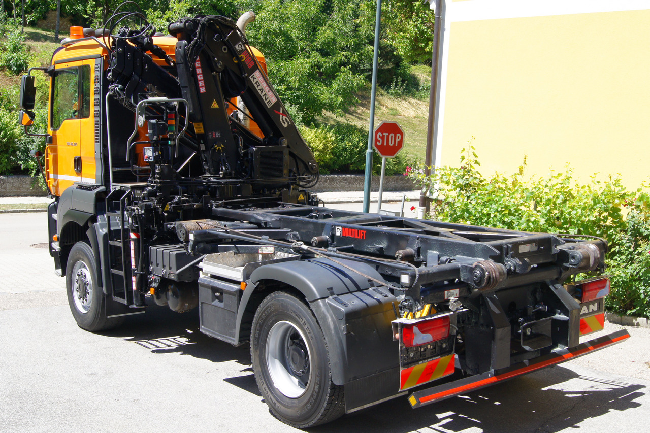 MAN TGA 18.360 BL 4x4/Euro4/TÜV/HIAB 111 korbfähig/MULTILIFT/Winterdienst - Wywrotka, Samochod ciężarowy z HDS: zdjęcie 4 MAN TGA 18.360 BL 4x4/Euro4/TÜV/HIAB 111 korbfähig/MULTILIFT/Winterdienst - Wywrotka, Samochod ciężarowy z HDS: zdjęcie 4