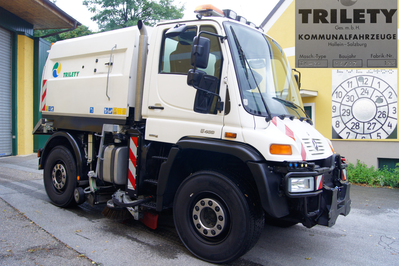 MERCEDES-BENZ Unimog U400 + TRILETY Kehrmaschine/TÜV/EUR4/Leistungshydraulik - Zamiatarka uliczna: zdjęcie 2 MERCEDES-BENZ Unimog U400 + TRILETY Kehrmaschine/TÜV/EUR4/Leistungshydraulik - Zamiatarka uliczna: zdjęcie 2