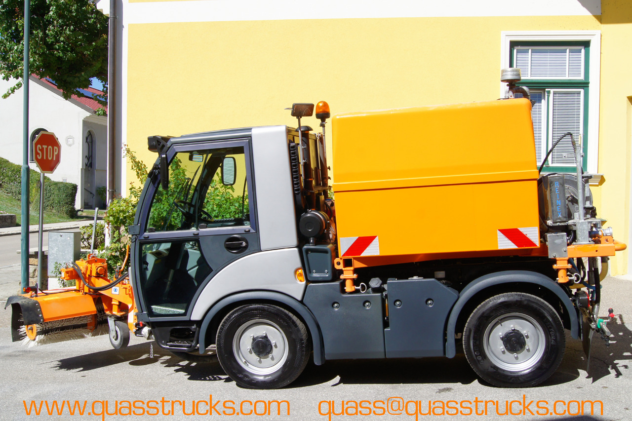 MULTICAR TREMO X56 Carrier CS/4x4/Euro 5/Besen/Wasserfass - Zamiatarka uliczna: zdjęcie 2 MULTICAR TREMO X56 Carrier CS/4x4/Euro 5/Besen/Wasserfass - Zamiatarka uliczna: zdjęcie 2