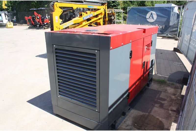 Devol Power VG-R30 - Generator budowlany: zdjęcie 4 Devol Power VG-R30 - Generator budowlany: zdjęcie 4