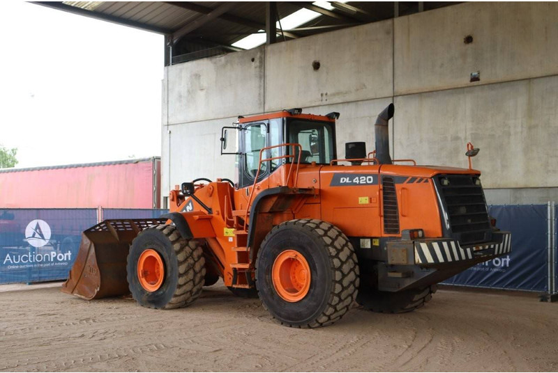 Doosan DL420 - Ładowarka kołowa: zdjęcie 4 Doosan DL420 - Ładowarka kołowa: zdjęcie 4