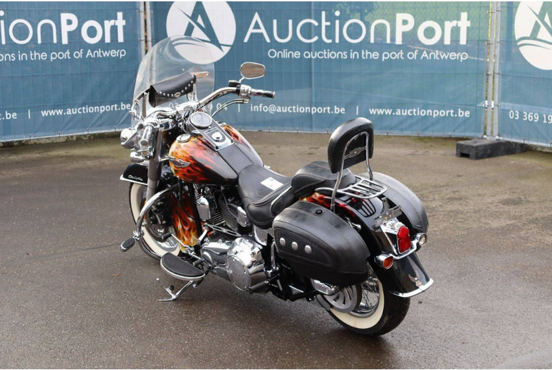 Harley-Davidson Softail Deluxe - Motocykl: zdjęcie 4 Harley-Davidson Softail Deluxe - Motocykl: zdjęcie 4