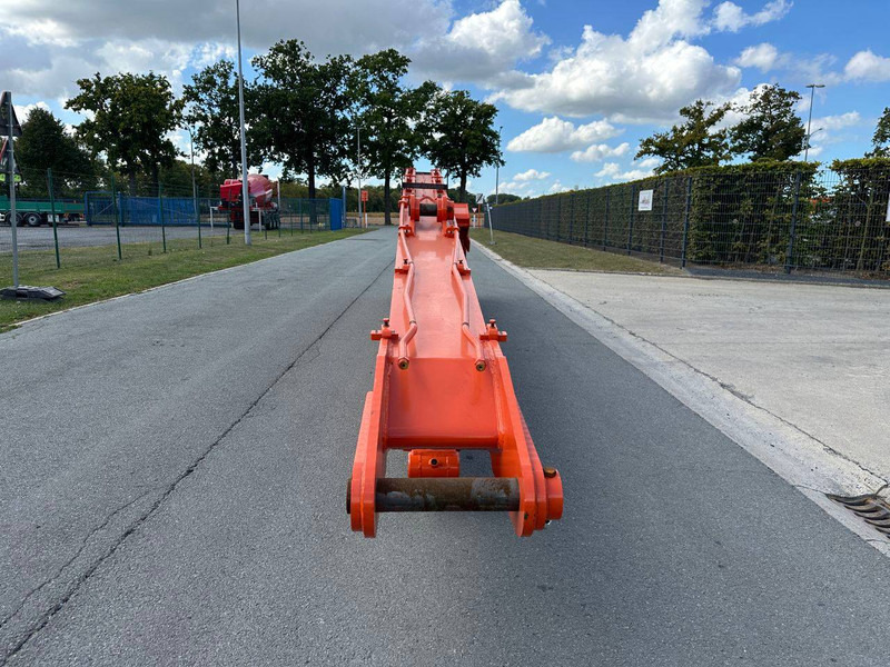 Hitachi ZX200 - Wysięgnik: zdjęcie 2 Hitachi ZX200 - Wysięgnik: zdjęcie 2