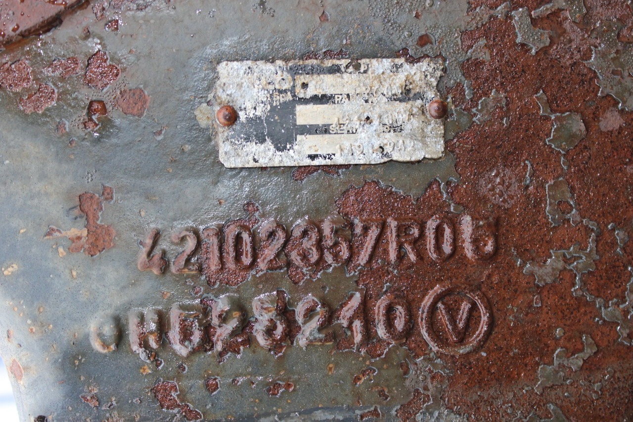 AXA SPATE INTERAXIALA IVECO TRAKKER 8X4 42102357 - Tylny most do Samochodów ciężarowych: zdjęcie 2 AXA SPATE INTERAXIALA IVECO TRAKKER 8X4 42102357 - Tylny most do Samochodów ciężarowych: zdjęcie 2