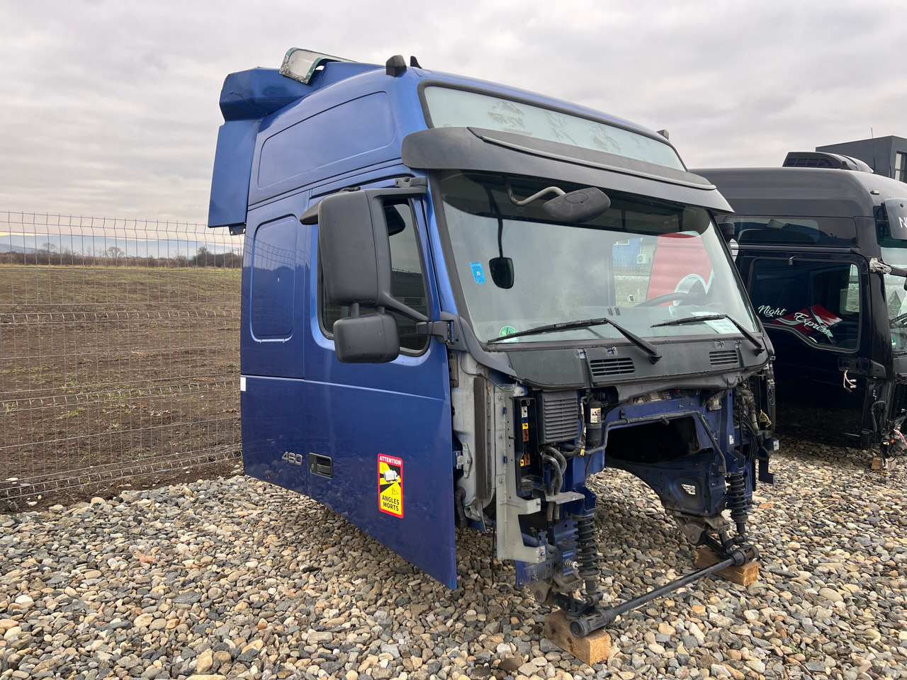 CABINA VOLVO FH13 GLOBETROTTER L2H2 - Kabina do Samochodów ciężarowych: zdjęcie 3 CABINA VOLVO FH13 GLOBETROTTER L2H2 - Kabina do Samochodów ciężarowych: zdjęcie 3