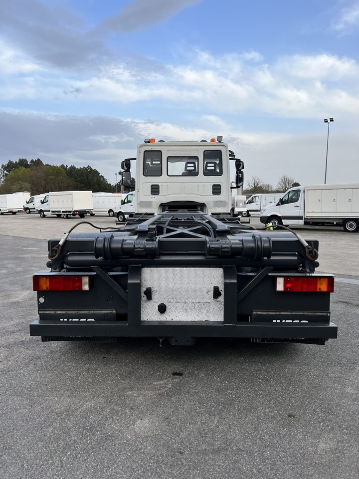 Samochód ciężarowe pod zabudowę IVECO 300 EN CHASIS: zdjęcie 11 Samochód ciężarowe pod zabudowę IVECO 300 EN CHASIS: zdjęcie 11