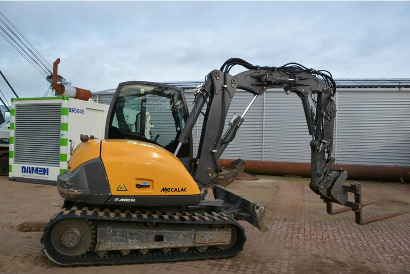 Mecalac 8 MCR - Minikoparka: zdjęcie 5 Mecalac 8 MCR - Minikoparka: zdjęcie 5