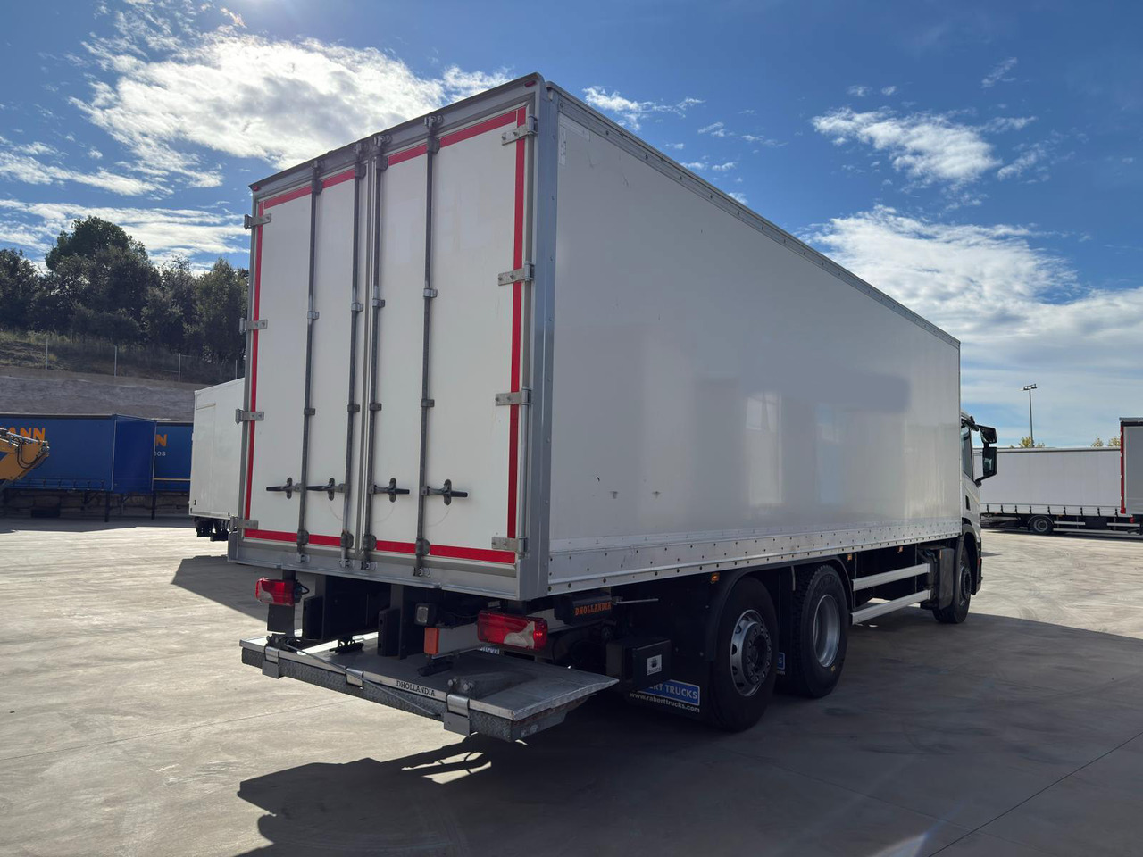 SCANIA P360 E6 (VAN) - Samochód ciężarowy furgon: zdjęcie 4 SCANIA P360 E6 (VAN) - Samochód ciężarowy furgon: zdjęcie 4