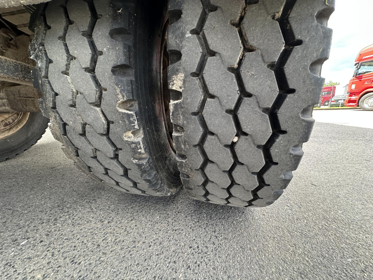 SCANIA R 450 CB6x4HHA - Samochód ciężarowe pod zabudowę: zdjęcie 4 SCANIA R 450 CB6x4HHA - Samochód ciężarowe pod zabudowę: zdjęcie 4