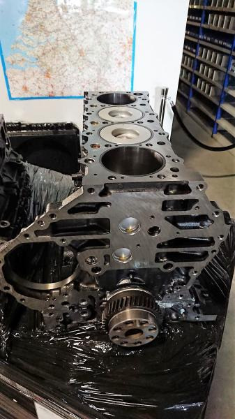 Isuzu - Silnik do Maszyn budowlanych: zdjęcie 1 Isuzu - Silnik do Maszyn budowlanych: zdjęcie 1