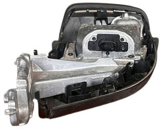 Mercedes-Benz MP5 - Układ elektryczny: zdjęcie 4 Mercedes-Benz MP5 - Układ elektryczny: zdjęcie 4