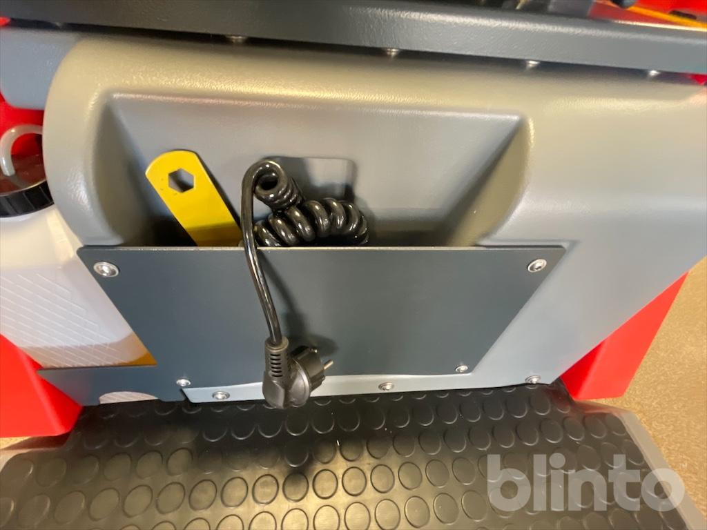 Szorowarka HAKO Scrubmaster B120 R (2018): zdjęcie 24