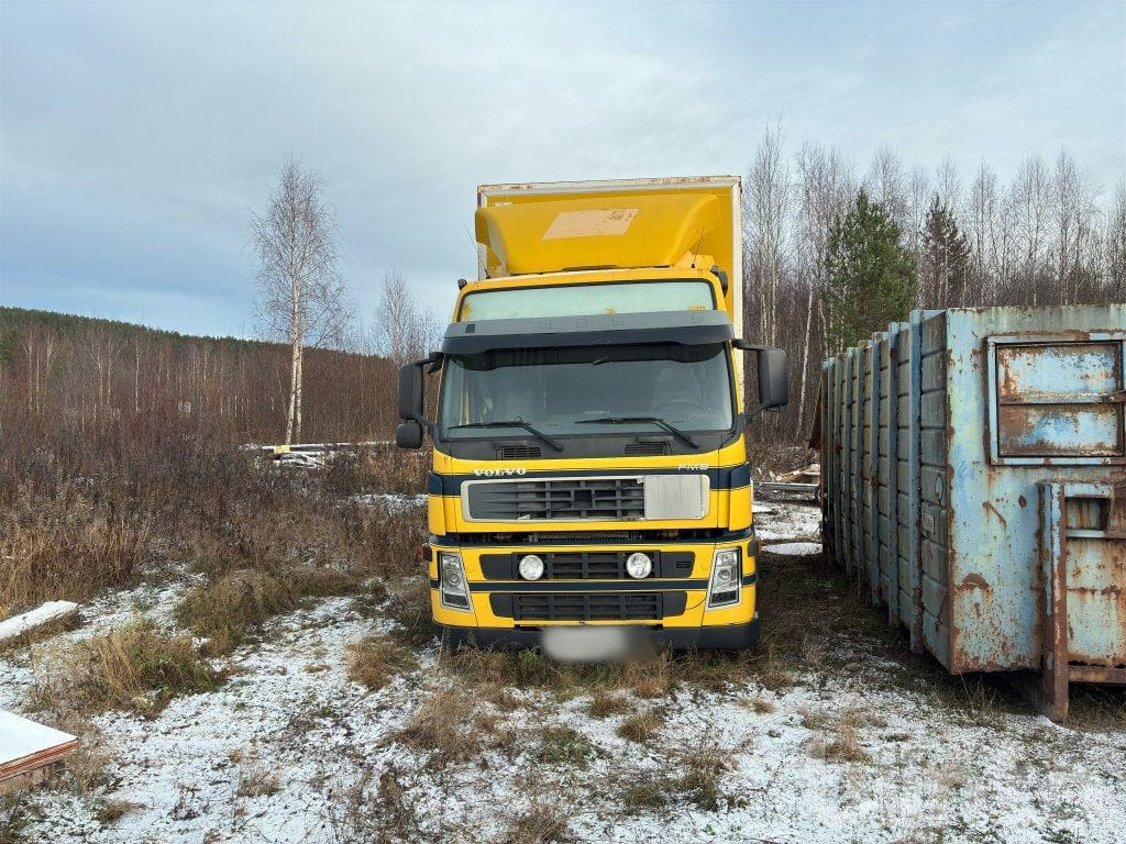 VOLVO FM9 6X2 - Samochód ciężarowy furgon: zdjęcie 2 VOLVO FM9 6X2 - Samochód ciężarowy furgon: zdjęcie 2
