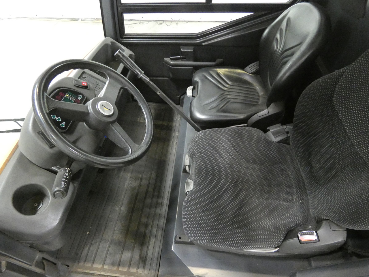 STILL R07-25 - Ciągnik akumulatorowy: zdjęcie 3 STILL R07-25 - Ciągnik akumulatorowy: zdjęcie 3