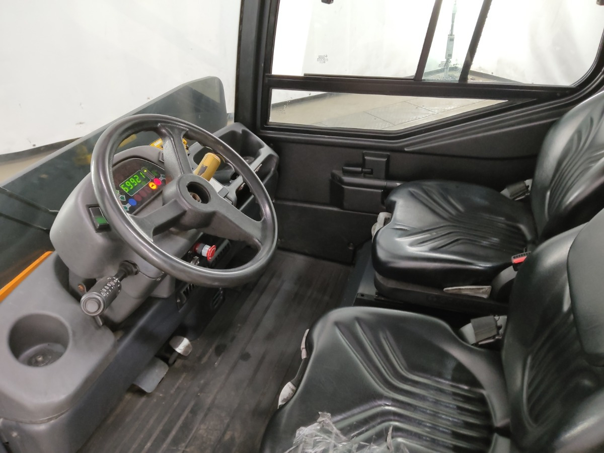 Still R07-25 - Ciągnik akumulatorowy: zdjęcie 3 Still R07-25 - Ciągnik akumulatorowy: zdjęcie 3