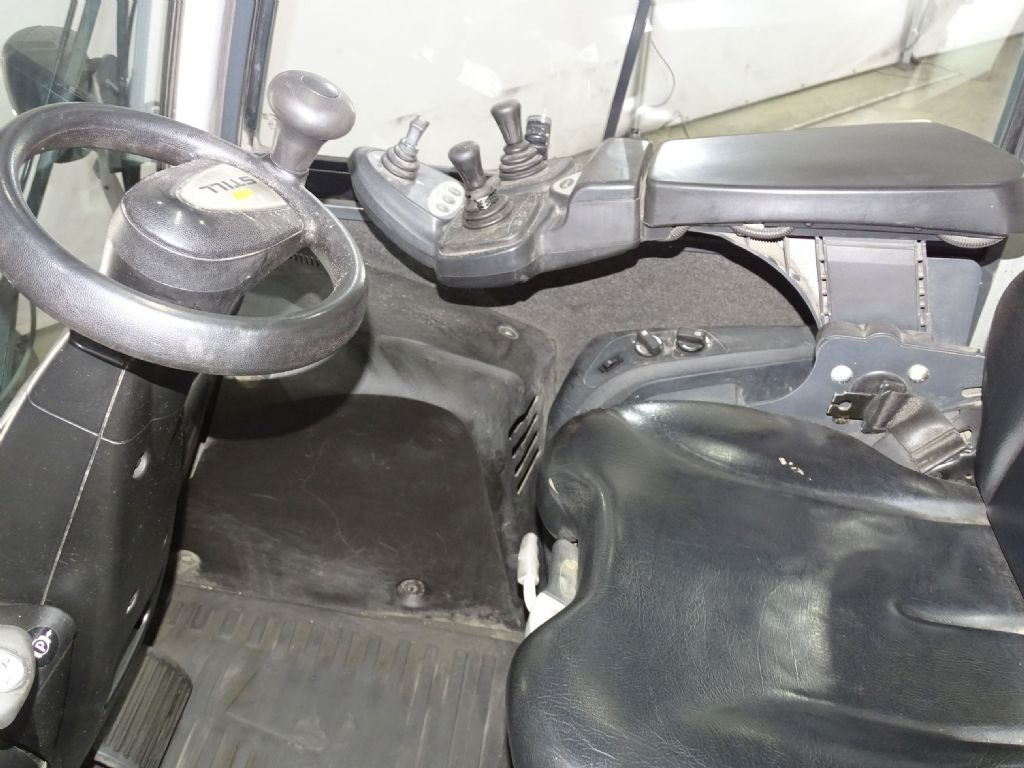 Still RX70-70 - Wózek widłowy diesel: zdjęcie 3 Still RX70-70 - Wózek widłowy diesel: zdjęcie 3