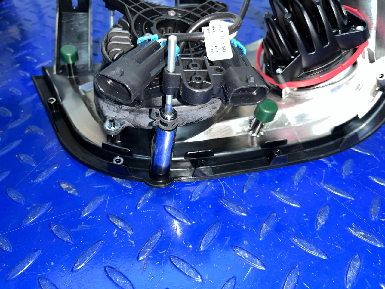 HELLA Headlight Set 1KE996 600-05 / 06 - Reflektor: zdjęcie 4 HELLA Headlight Set 1KE996 600-05 / 06 - Reflektor: zdjęcie 4