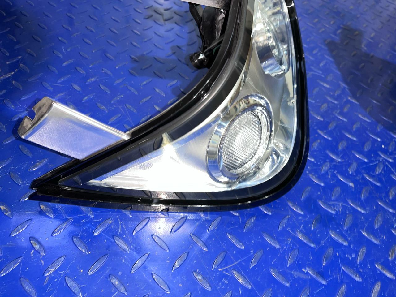 HELLA Headlight Set 1KE996 600-05 / 06 - Reflektor: zdjęcie 3 HELLA Headlight Set 1KE996 600-05 / 06 - Reflektor: zdjęcie 3