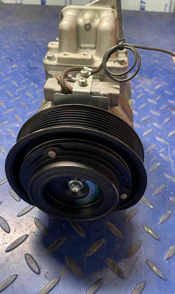 MERCEDES-BENZ Actros, Axor, Atego A0002340811 - Sprężarka klimatyzacji do Samochodów ciężarowych: zdjęcie 1 MERCEDES-BENZ Actros, Axor, Atego A0002340811 - Sprężarka klimatyzacji do Samochodów ciężarowych: zdjęcie 1