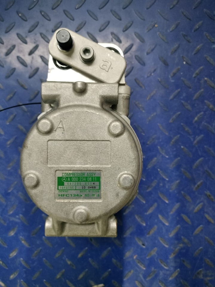 Mercedes Benz Atego A0002340811 - Sprężarka klimatyzacji do Samochodów ciężarowych: zdjęcie 3 Mercedes Benz Atego A0002340811 - Sprężarka klimatyzacji do Samochodów ciężarowych: zdjęcie 3