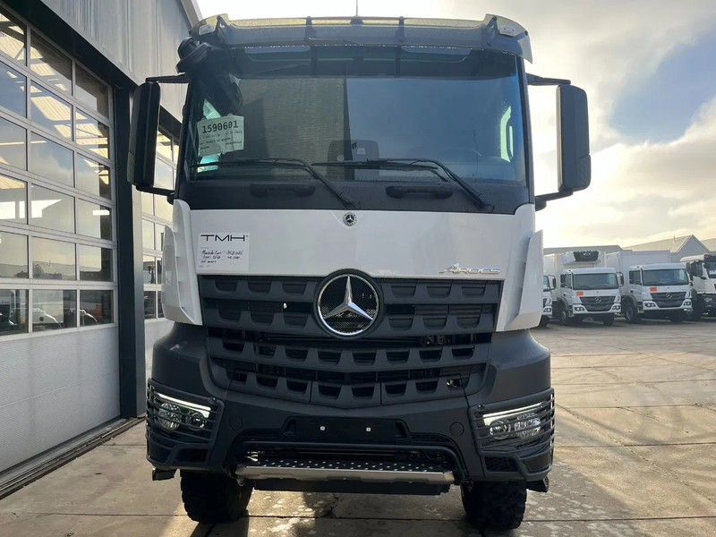 Mercedes-Benz Arocs 3340 A 6x6 Chassis cabin - Samochód ciężarowe pod zabudowę: zdjęcie 4 Mercedes-Benz Arocs 3340 A 6x6 Chassis cabin - Samochód ciężarowe pod zabudowę: zdjęcie 4