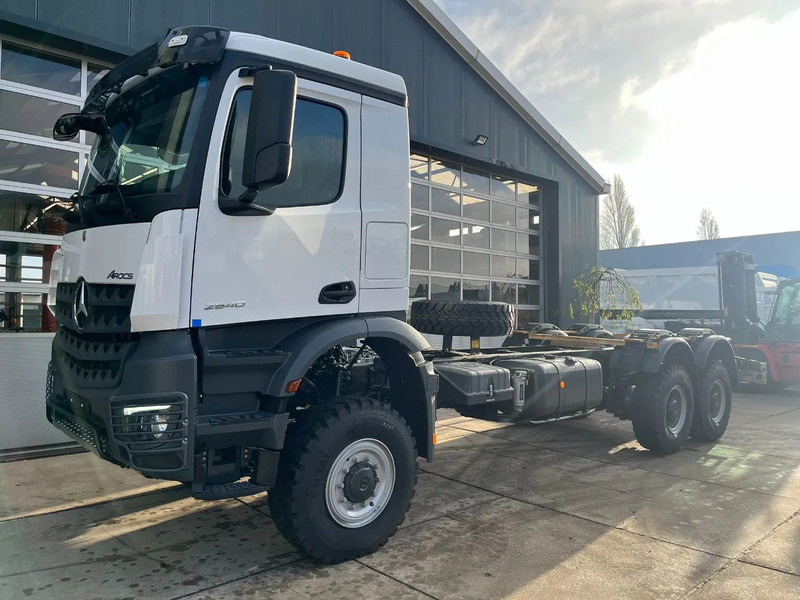 Mercedes-Benz Arocs 3340 A 6x6 Chassis cabin - Samochód ciężarowe pod zabudowę: zdjęcie 1 Mercedes-Benz Arocs 3340 A 6x6 Chassis cabin - Samochód ciężarowe pod zabudowę: zdjęcie 1