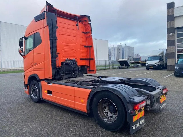 Volvo FH 500 globe euro 6 full spoilered, mot approval - Ciągnik siodłowy: zdjęcie 2 Volvo FH 500 globe euro 6 full spoilered, mot approval - Ciągnik siodłowy: zdjęcie 2
