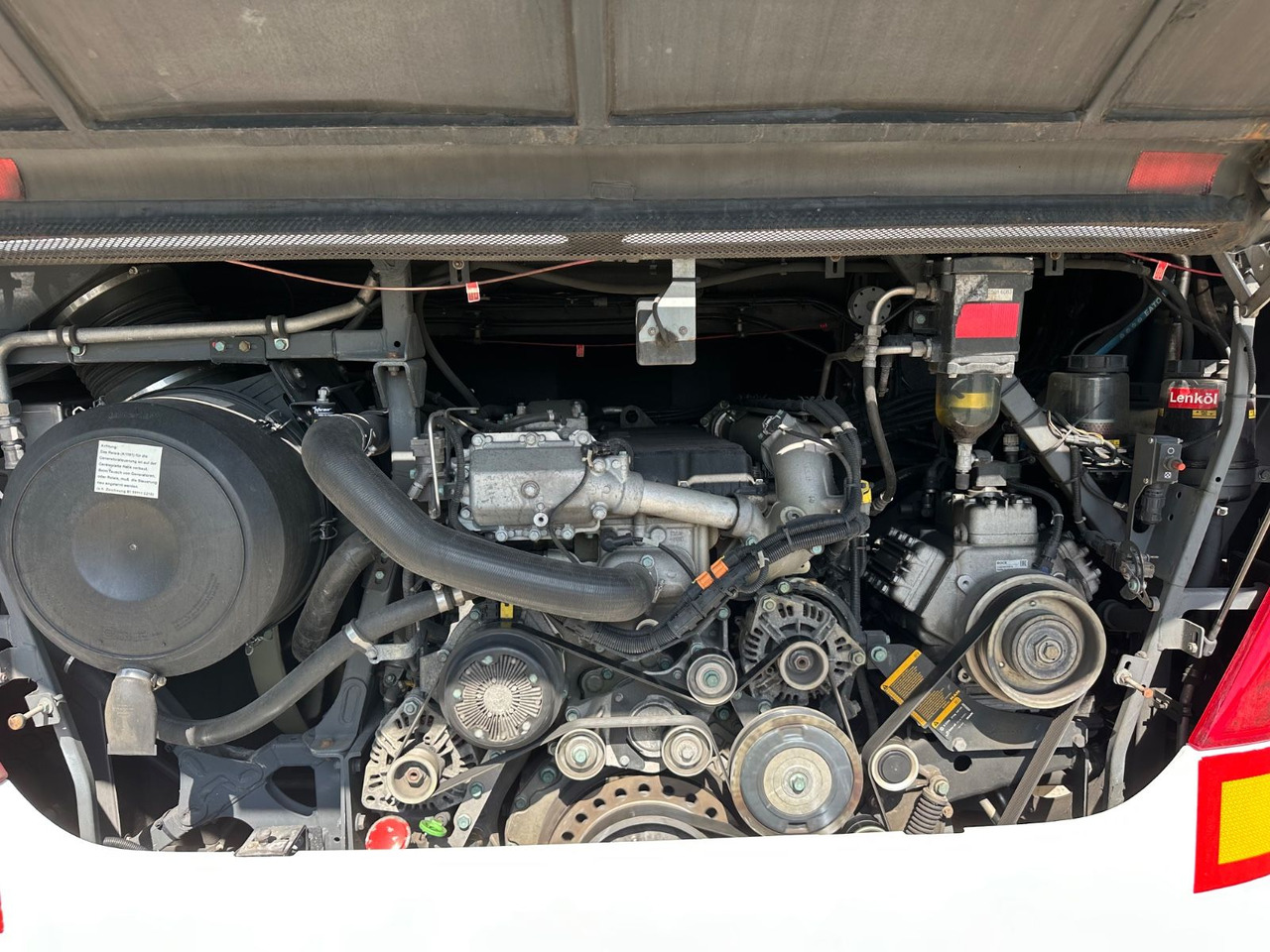 Neoplan P06 Skyliner L (83 Sitze*TOP*Motor Neu*Panorama) - Autobus piętrowy: zdjęcie 4 Neoplan P06 Skyliner L (83 Sitze*TOP*Motor Neu*Panorama) - Autobus piętrowy: zdjęcie 4