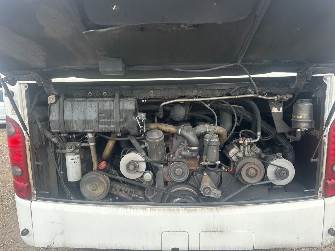 Setra S 415 GT-HD (Euro 4*Analog-Tacho) - Turystyczny autobus: zdjęcie 3 Setra S 415 GT-HD (Euro 4*Analog-Tacho) - Turystyczny autobus: zdjęcie 3