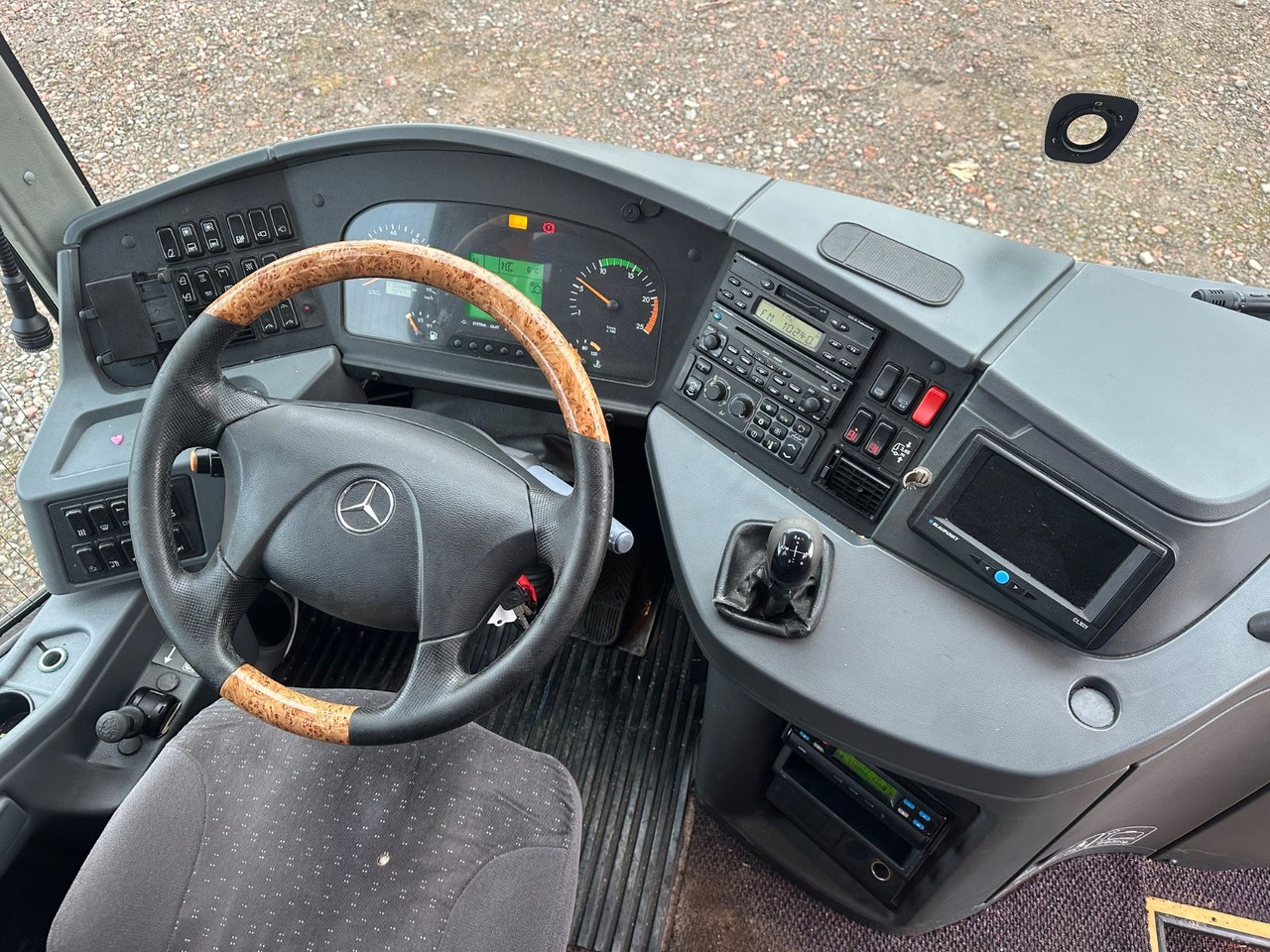 Setra S 415 GT-HD (Euro 4*Analog-Tacho) - Turystyczny autobus: zdjęcie 5 Setra S 415 GT-HD (Euro 4*Analog-Tacho) - Turystyczny autobus: zdjęcie 5